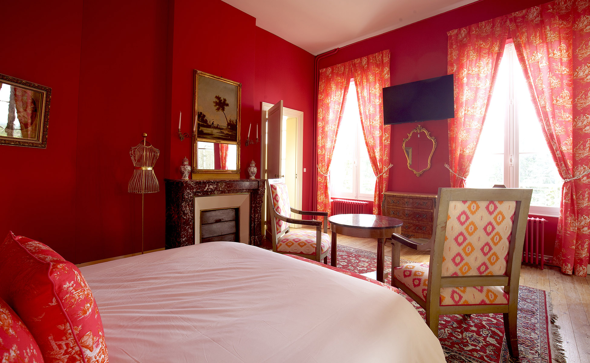 Lovelydays luxury service apartment rental - Libourne - Chateau de JUNAYME - Lovelysuite - 7 bedrooms - 6 bathrooms - King bed - cf5ee8be63e6 - Lovelydays