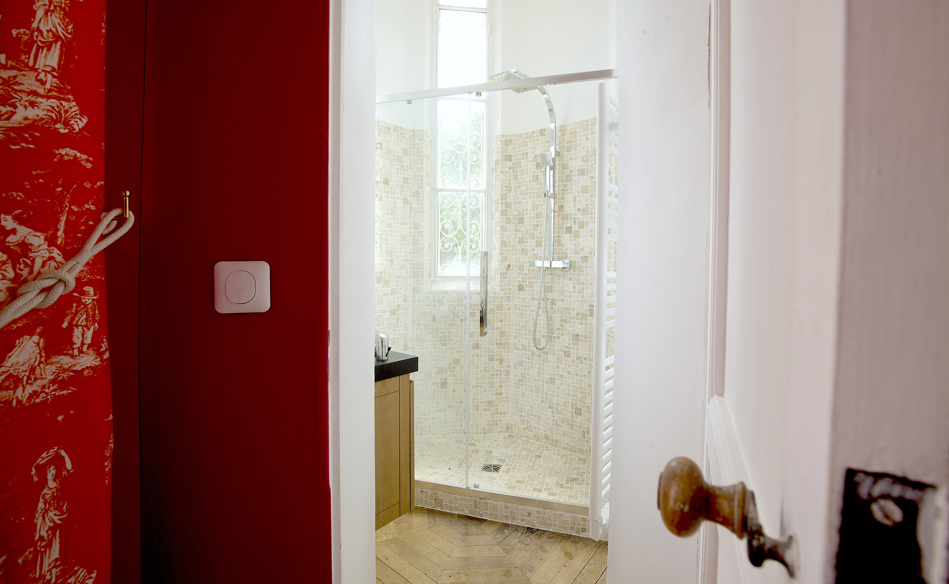 Lovelydays luxury service apartment rental - Libourne - Chateau de JUNAYME - Lovelysuite - 7 bedrooms - 6 bathrooms - Lovely shower - d05be2b027c9 - Lovelydays