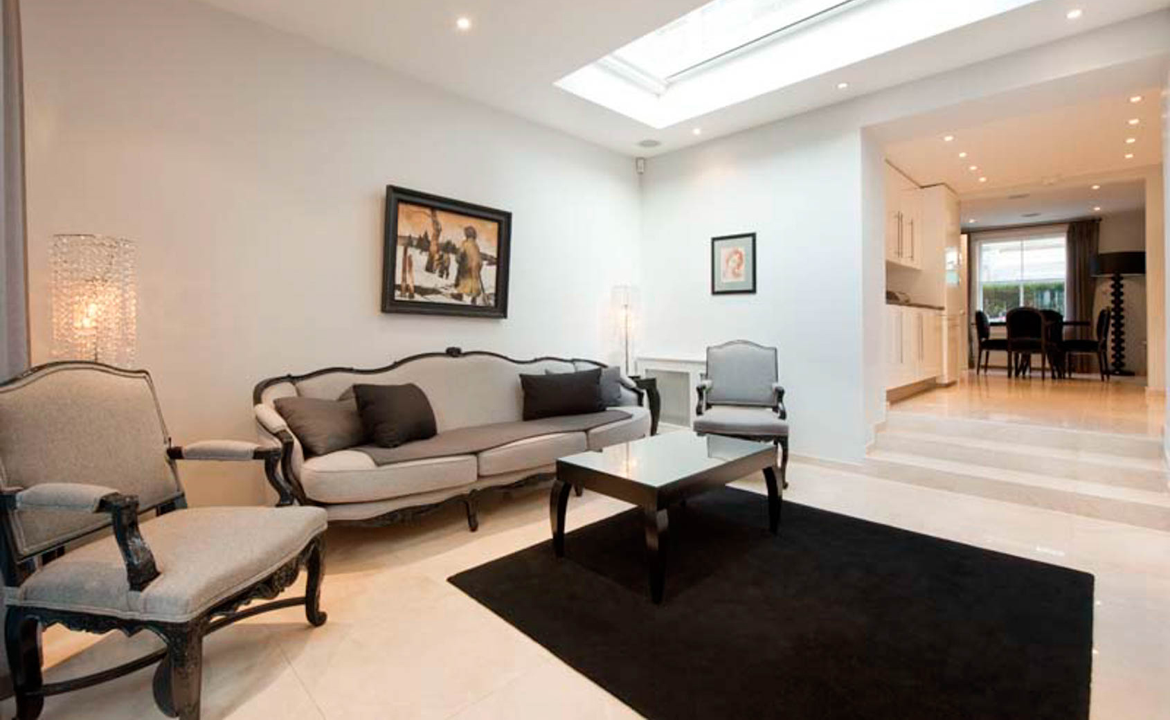 <p>Lovelydays Luxury Rentals introduce you pictures of a charming house in the heart of Belgravia</p>