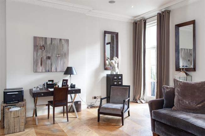 Lovelydays Luxury Rentals introduce Green road flat in the center of London.