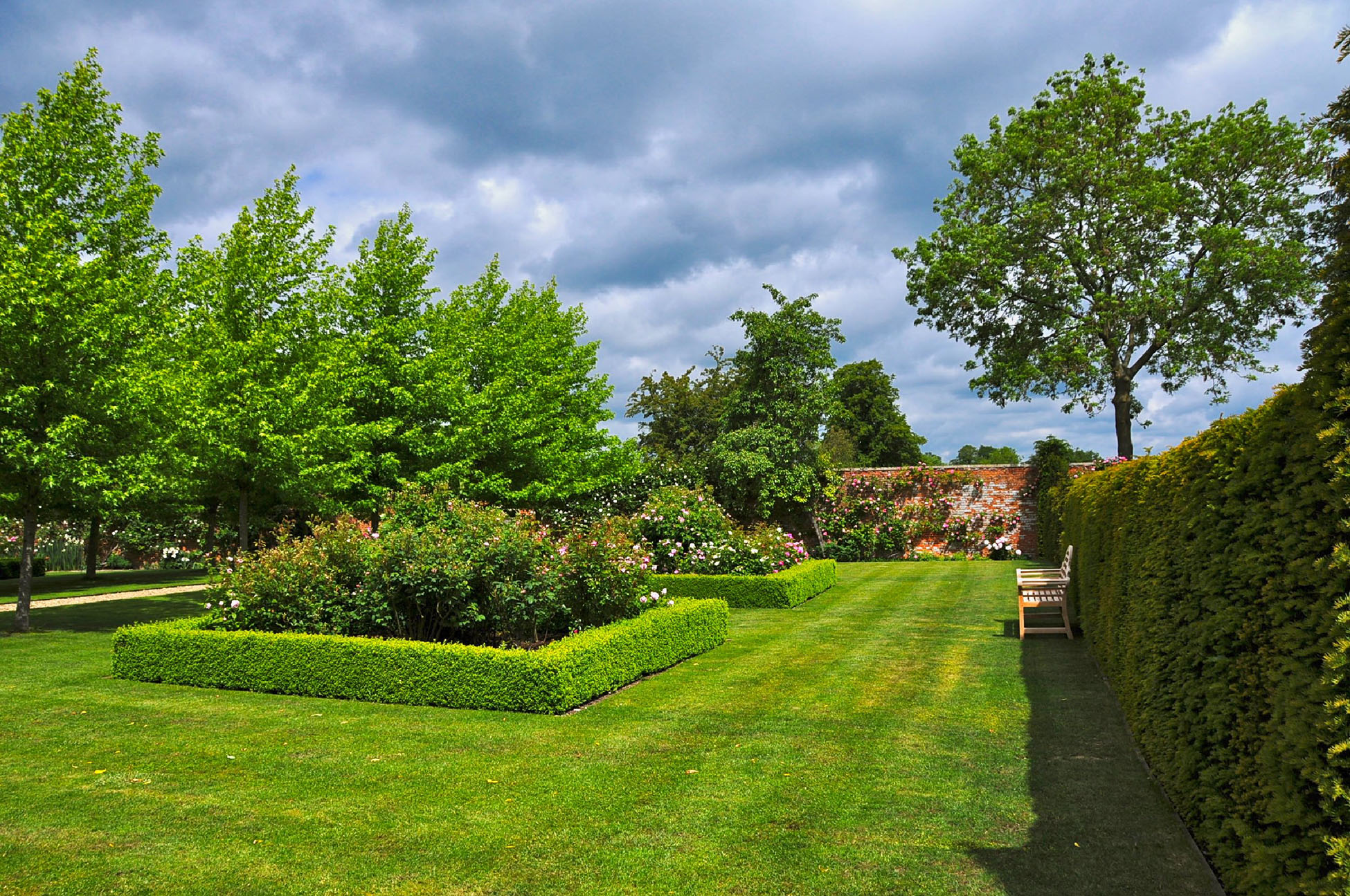 <p>Lovelydays Luxury Rentals introduce you pictures of a charming house in the heart of United Kingdom</p>