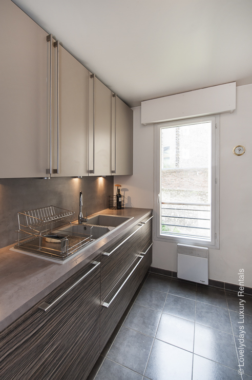 Lovelydays Luxury Rentals introduce Copernic street apartment in the center of Paris