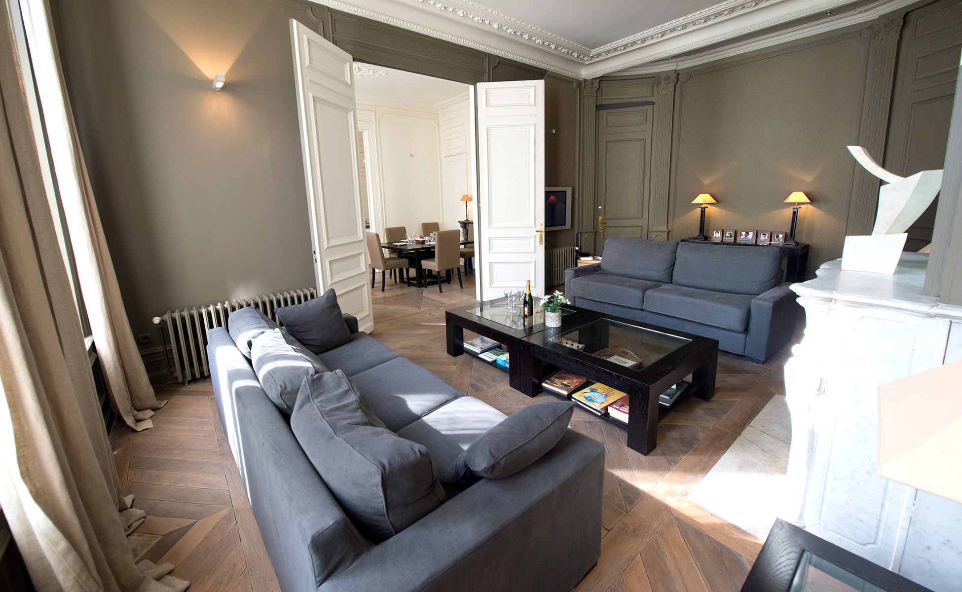 <p>Lovelydays Luxury Rentals introduce you pictures of a charming house in the heart of Lille</p>