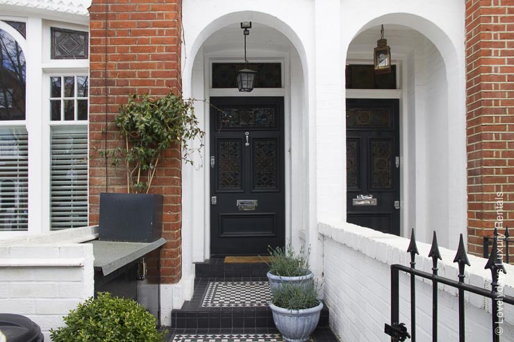 Lovelydays Luxury Rentals introduce you pictures of a charming house in Walham Green, London.