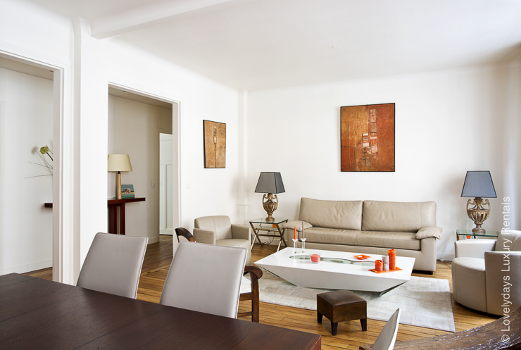 Lovelydays Luxury Rentals introduce this beautiful flat in Paris.
