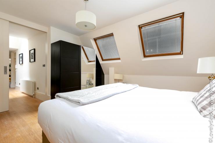 Lovelydays luxury service apartment rental - London - Soho - D'Arblay Street - Lovelysuite - 1 bedrooms - 1 bathrooms - Queen bed - london serviced apartment - 6b1674c37ed3 - Lovelydays
