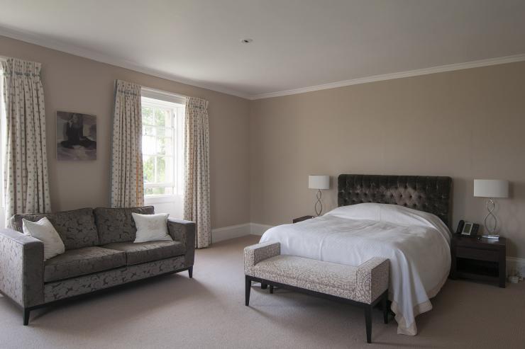 <p>Lovelydays Luxury Rentals introduce you pictures of a charming house in the heart of United Kingdom</p>